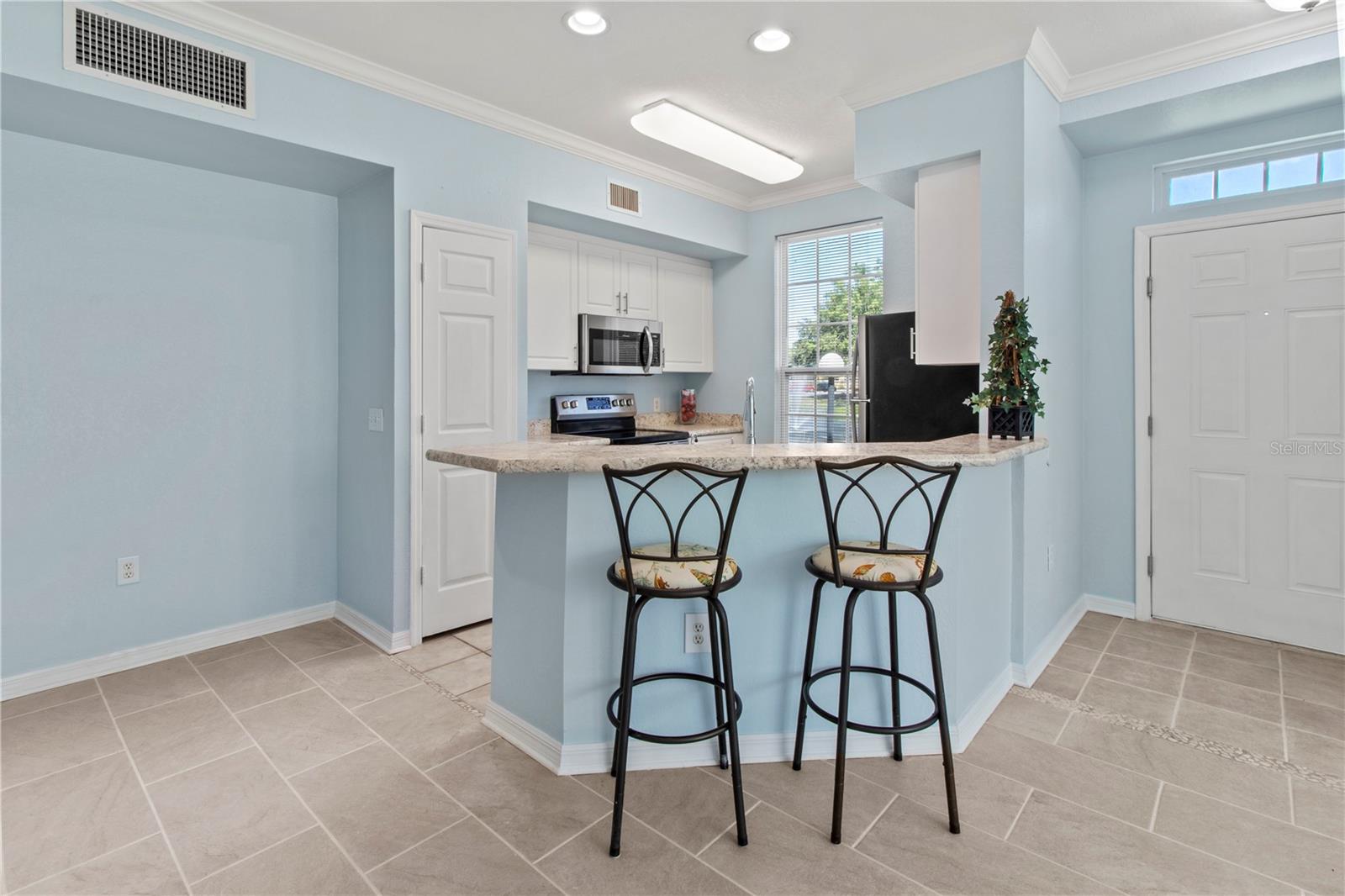 ADMIRALS WALK - Residential Lease