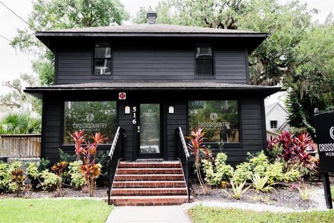 Photo of 516 E Jackson Street, Orlando, FL 32801 (MLS # O6413796)