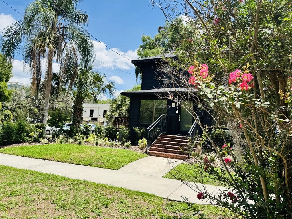 Photo of 516 E Jackson Street, Orlando, FL 32801 (MLS # O6413796)