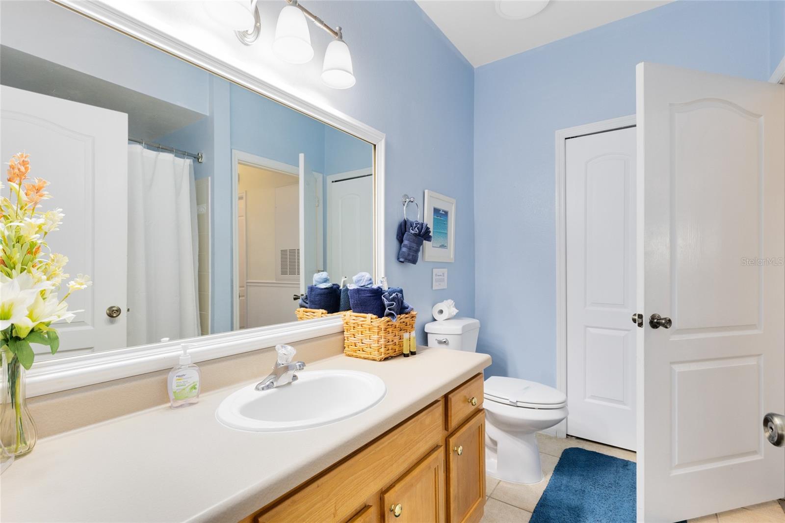 RUNAWAY BEACH CLUB CONDO - Residential