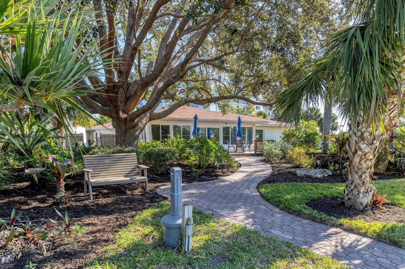 POINTE ON MIDNIGHT PASS - Residential Lease