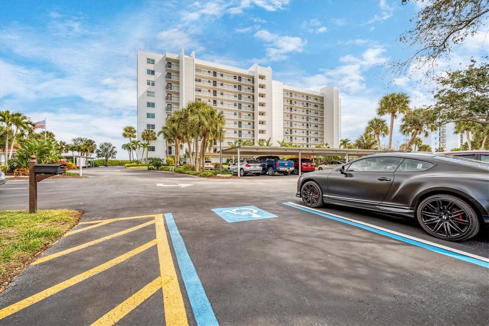 POINTE ON MIDNIGHT PASS - Residential Lease