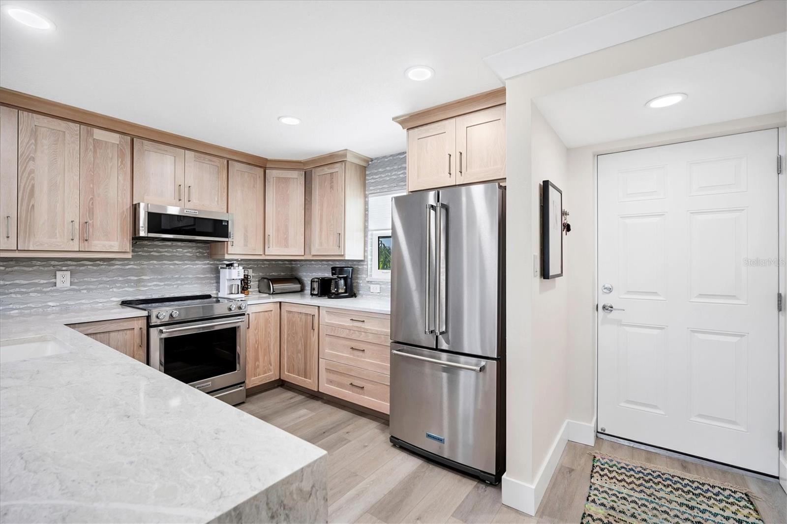 POINTE ON MIDNIGHT PASS - Residential Lease