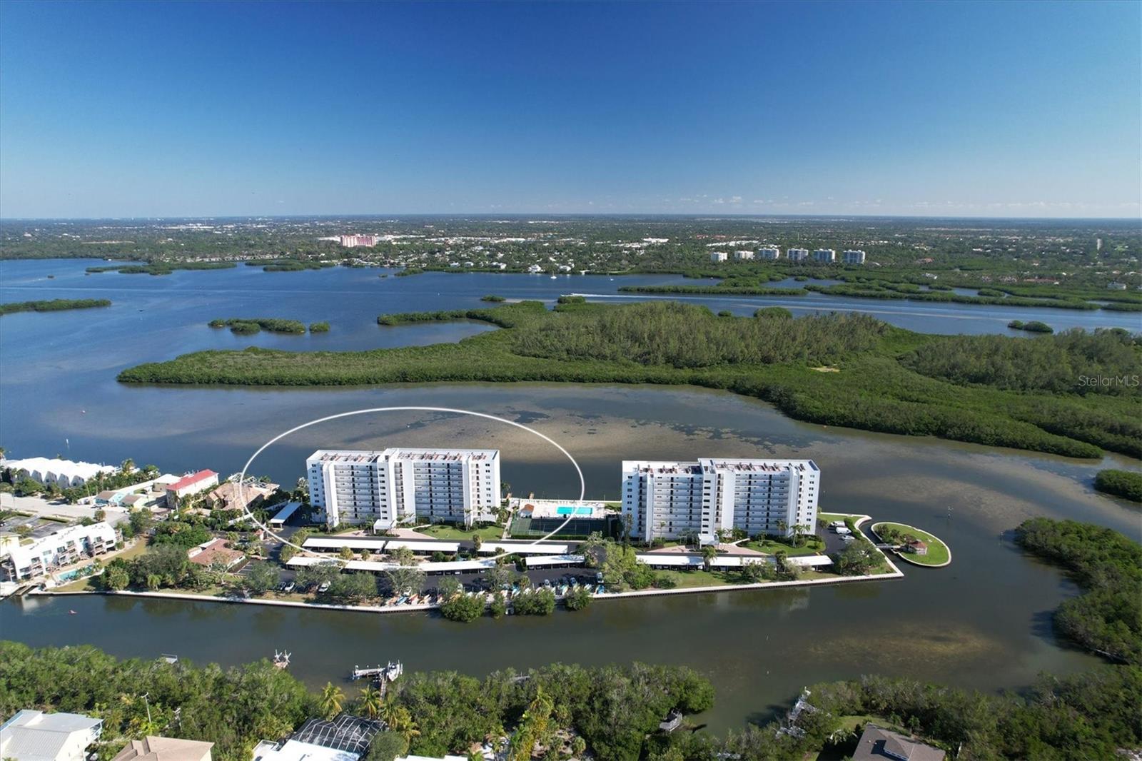 POINTE ON MIDNIGHT PASS - Residential Lease
