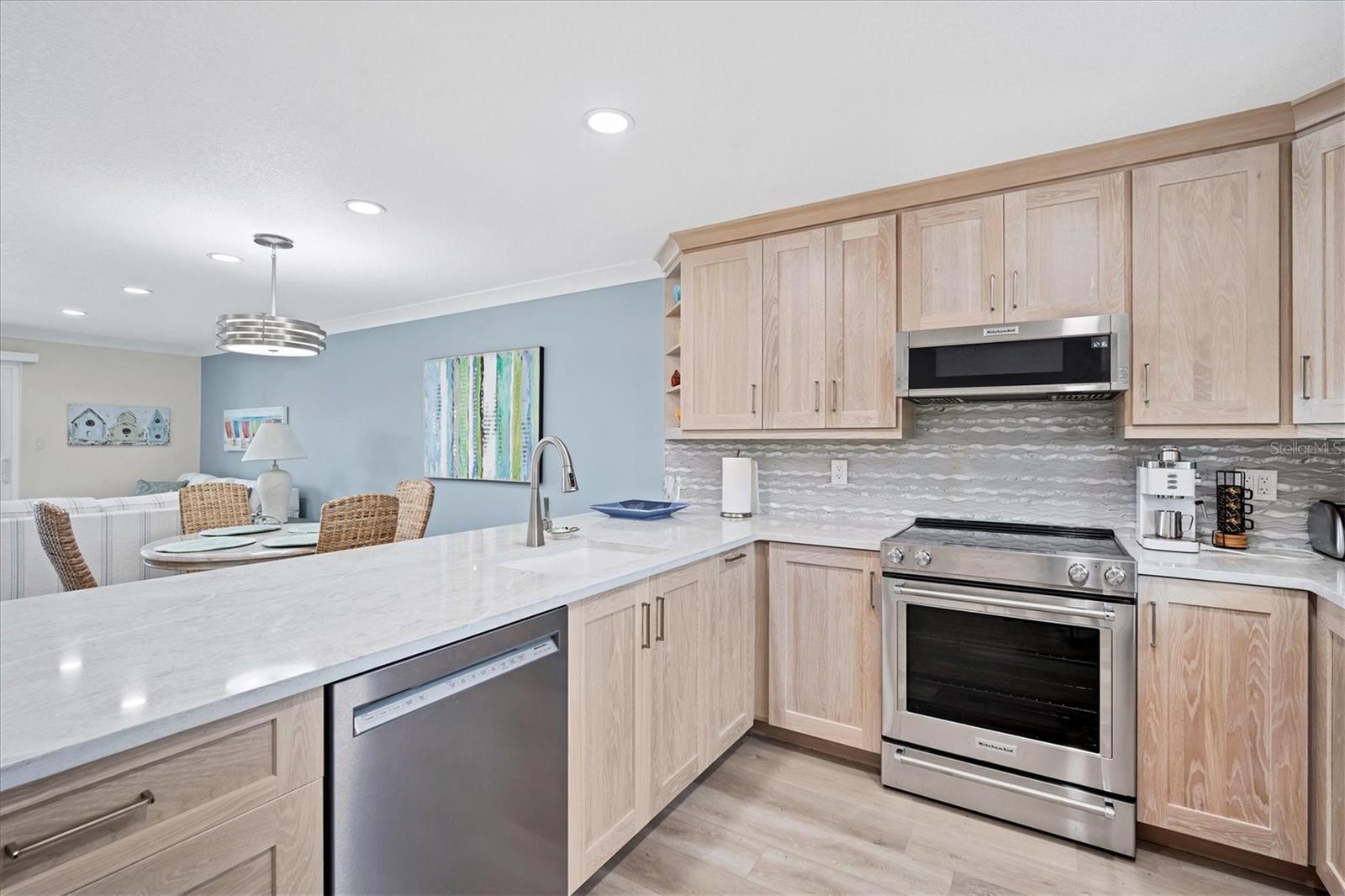 POINTE ON MIDNIGHT PASS - Residential Lease