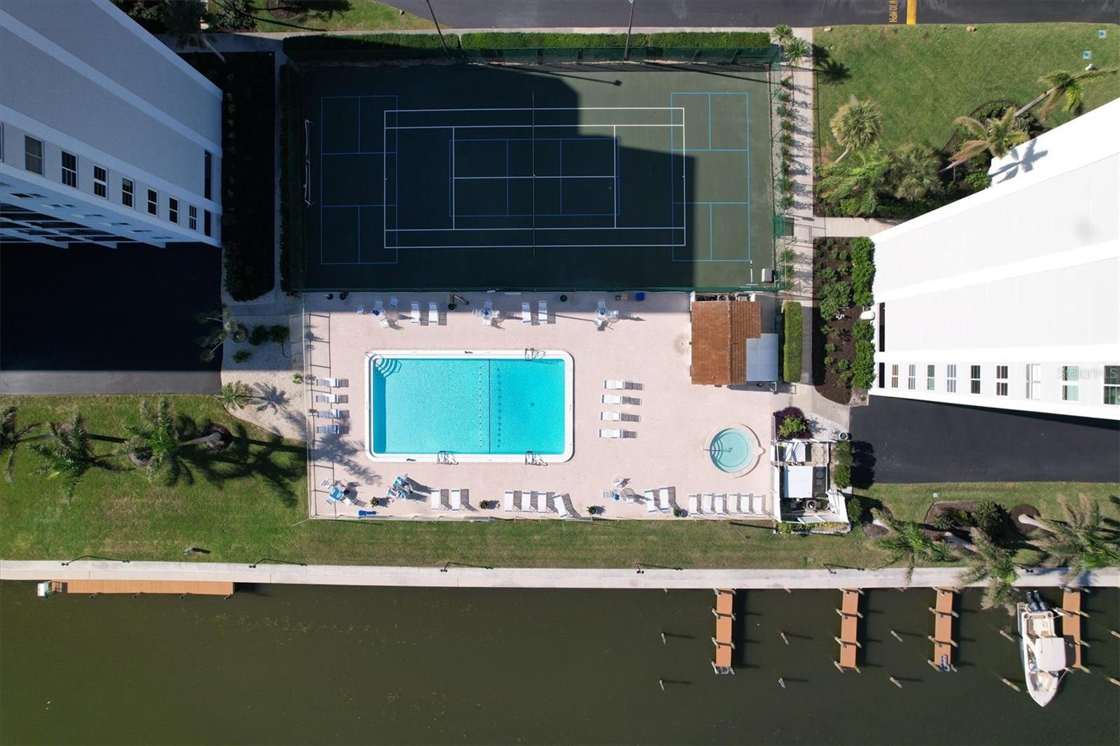 POINTE ON MIDNIGHT PASS - Residential Lease