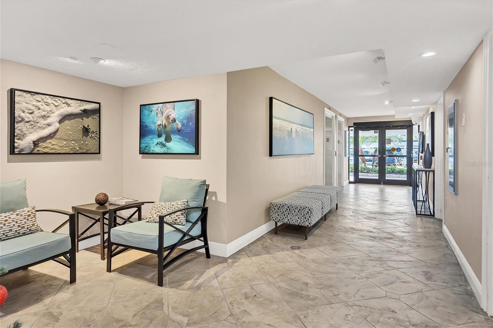 POINTE ON MIDNIGHT PASS - Residential Lease