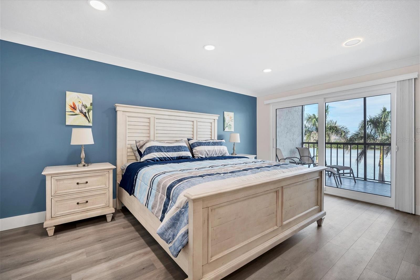 POINTE ON MIDNIGHT PASS - Residential Lease