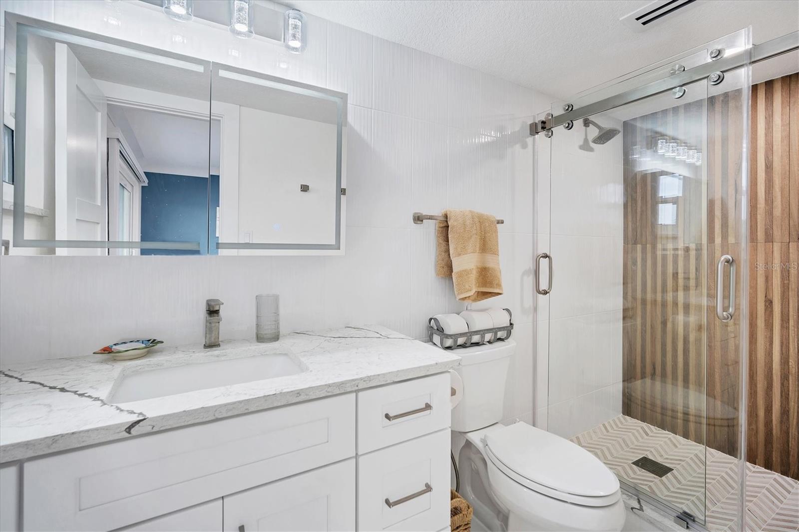 POINTE ON MIDNIGHT PASS - Residential Lease