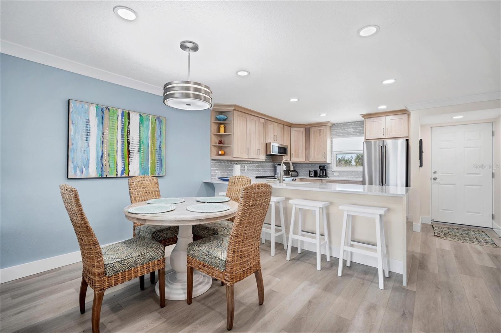 POINTE ON MIDNIGHT PASS - Residential Lease