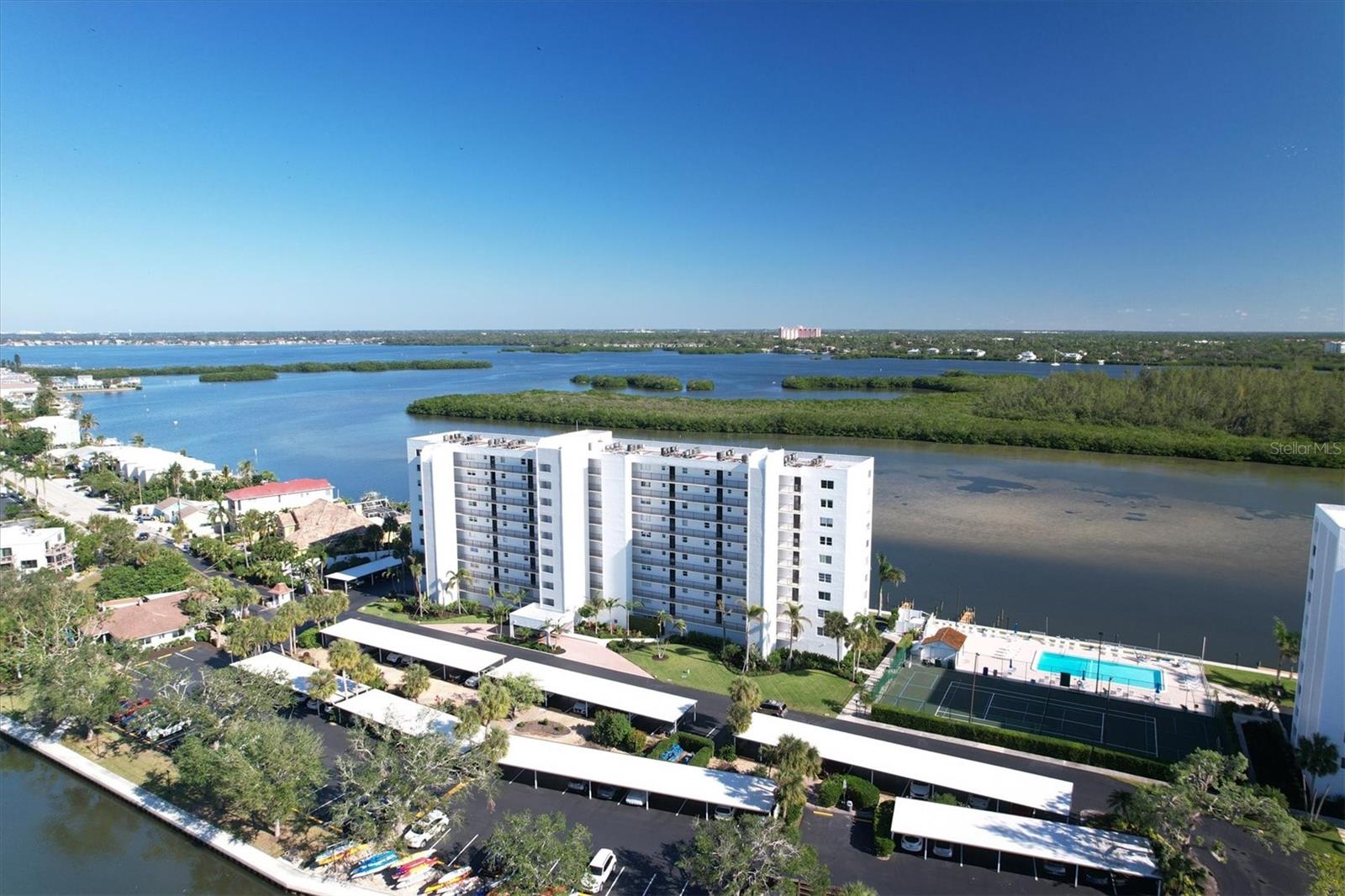 POINTE ON MIDNIGHT PASS - Residential Lease