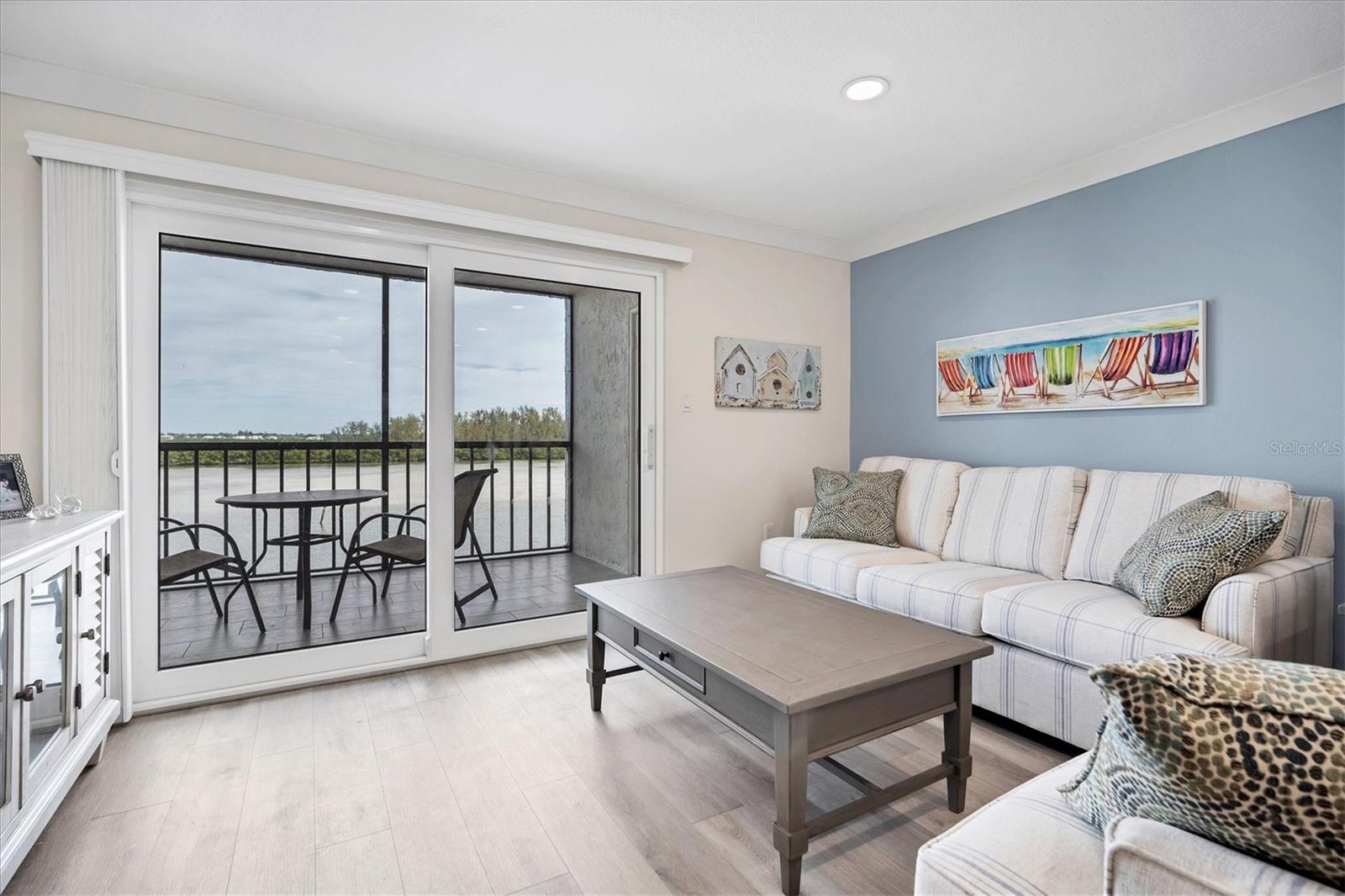 POINTE ON MIDNIGHT PASS - Residential Lease