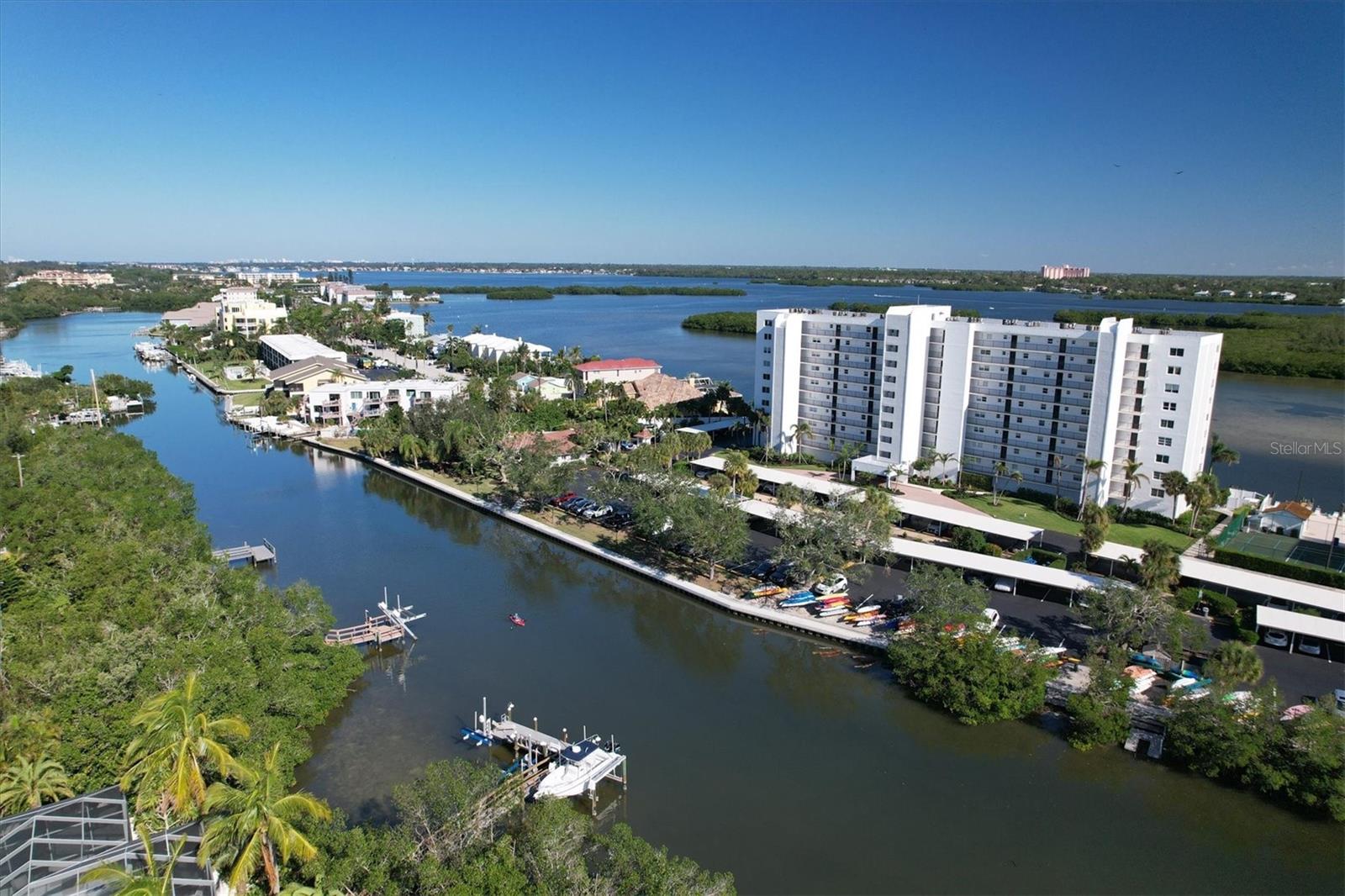 POINTE ON MIDNIGHT PASS - Residential Lease