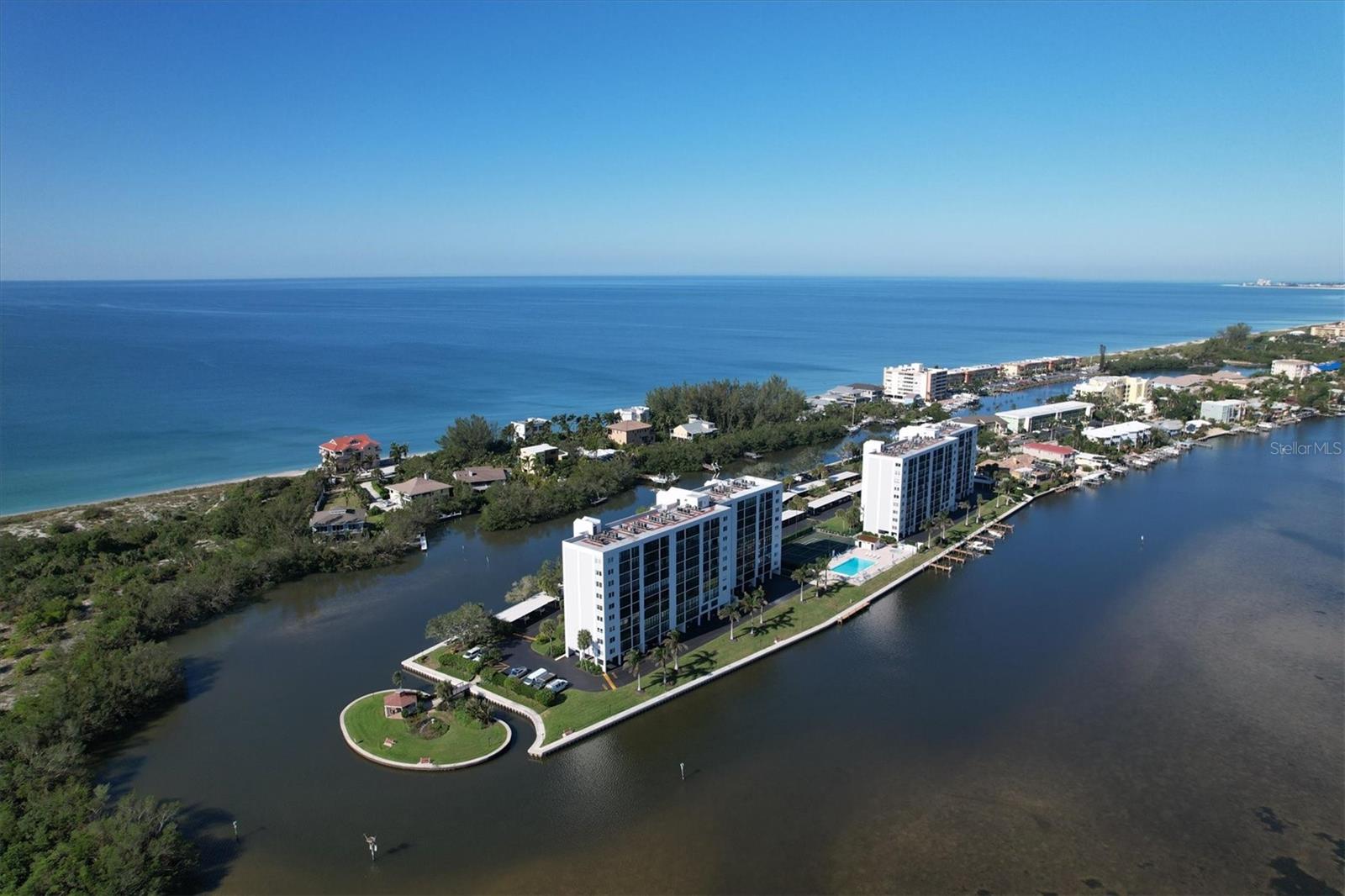 POINTE ON MIDNIGHT PASS - Residential Lease