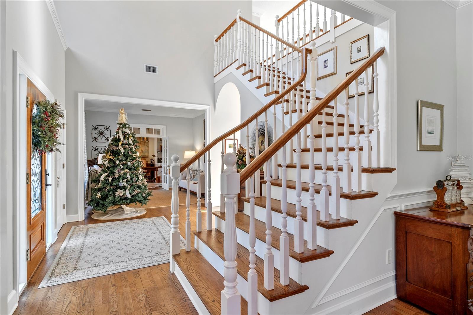 1879 ARLINGTON COURT