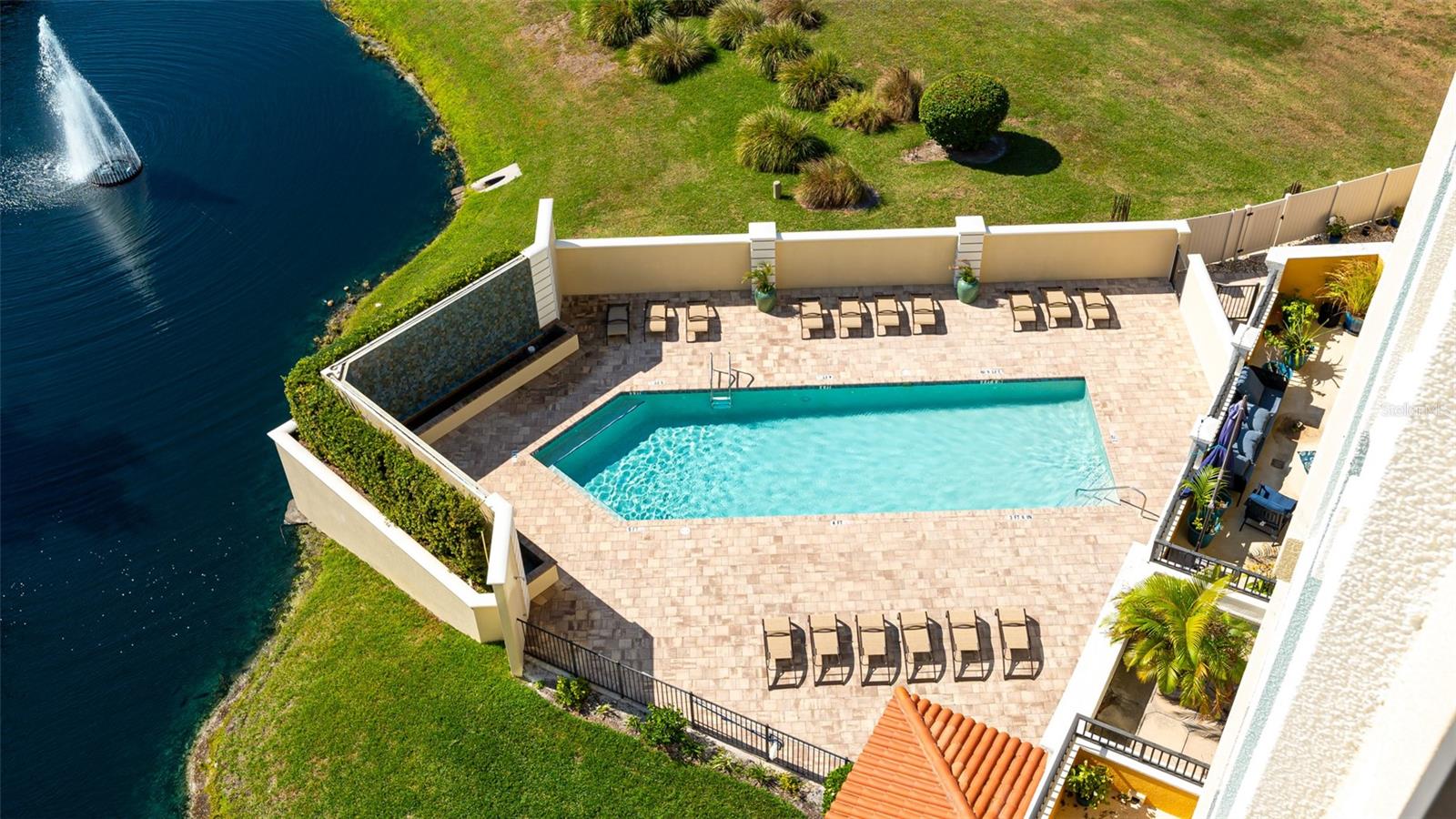 THE PALMS AT RIVIERA DUNES PH I - Residential Lease