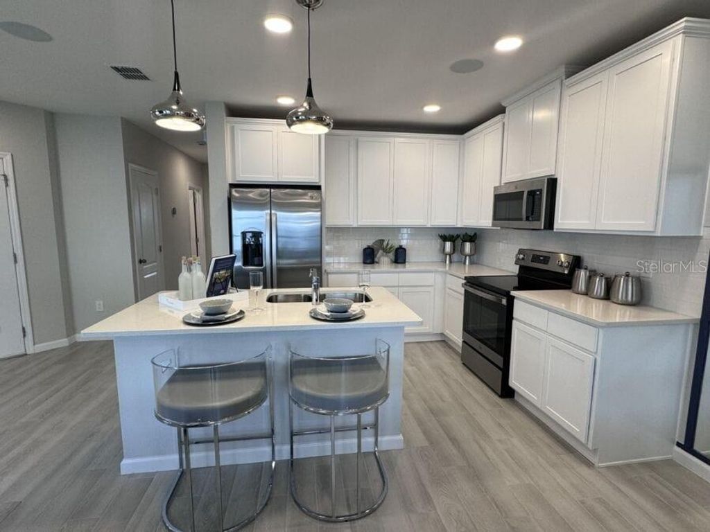 Photo of 5037 Prairie Preserve Run, Saint Cloud, FL 34772 (MLS # O6371148)