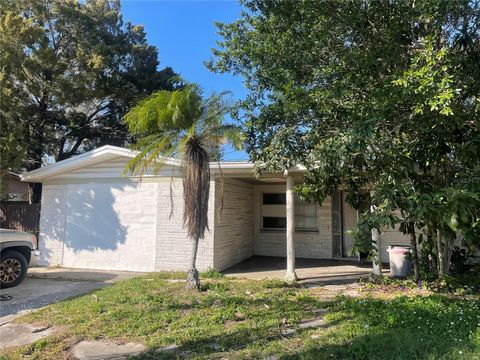Single Family Residence in HOLIDAY FL 5025 MILE STRETCH DR Dr.jpg