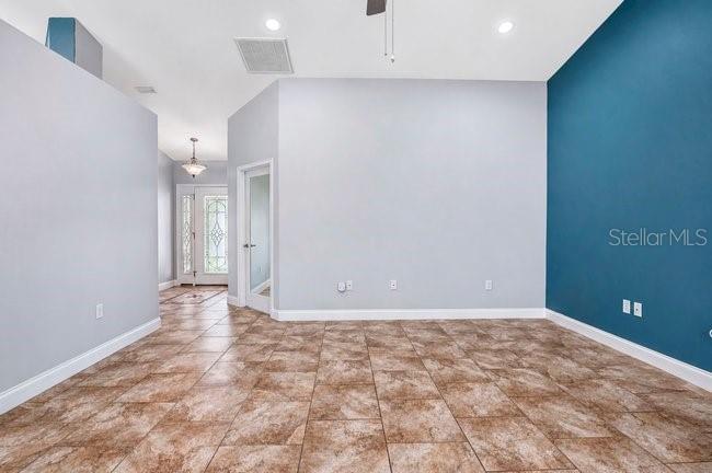 3975 SUNNYWOOD CIRCLE