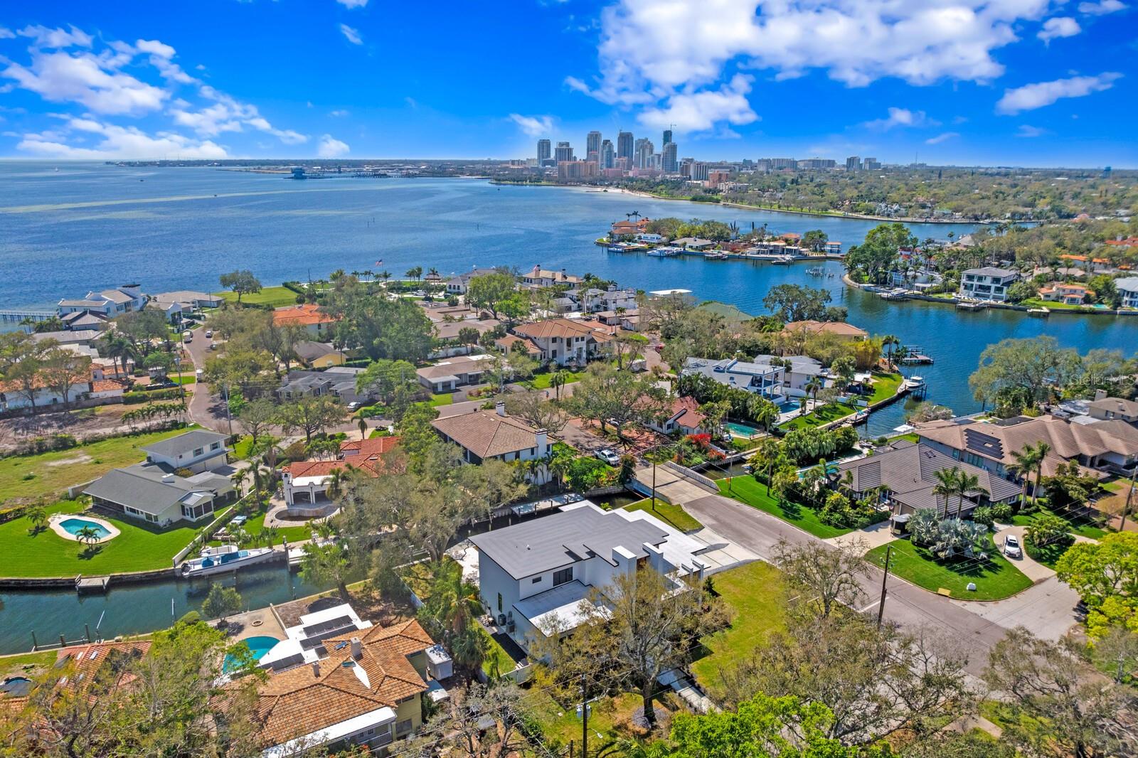 SNELL ISLE BRIGHTBAY - Residential