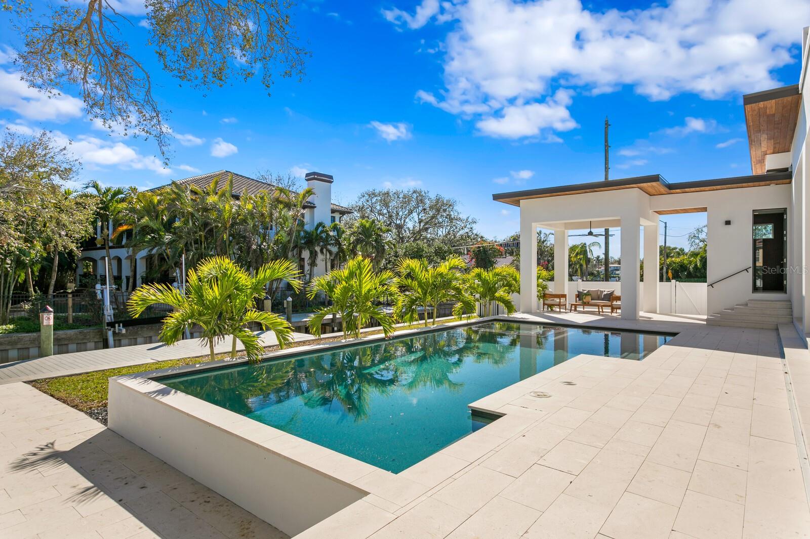SNELL ISLE BRIGHTBAY - Residential