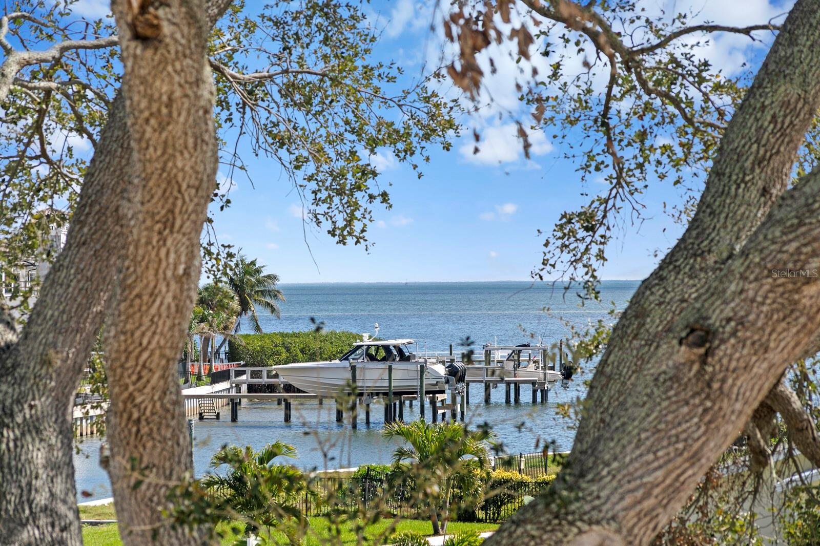 SNELL ISLE BRIGHTBAY - Residential