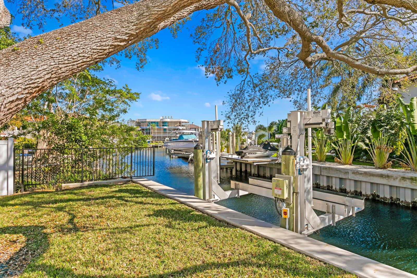 SNELL ISLE BRIGHTBAY - Residential