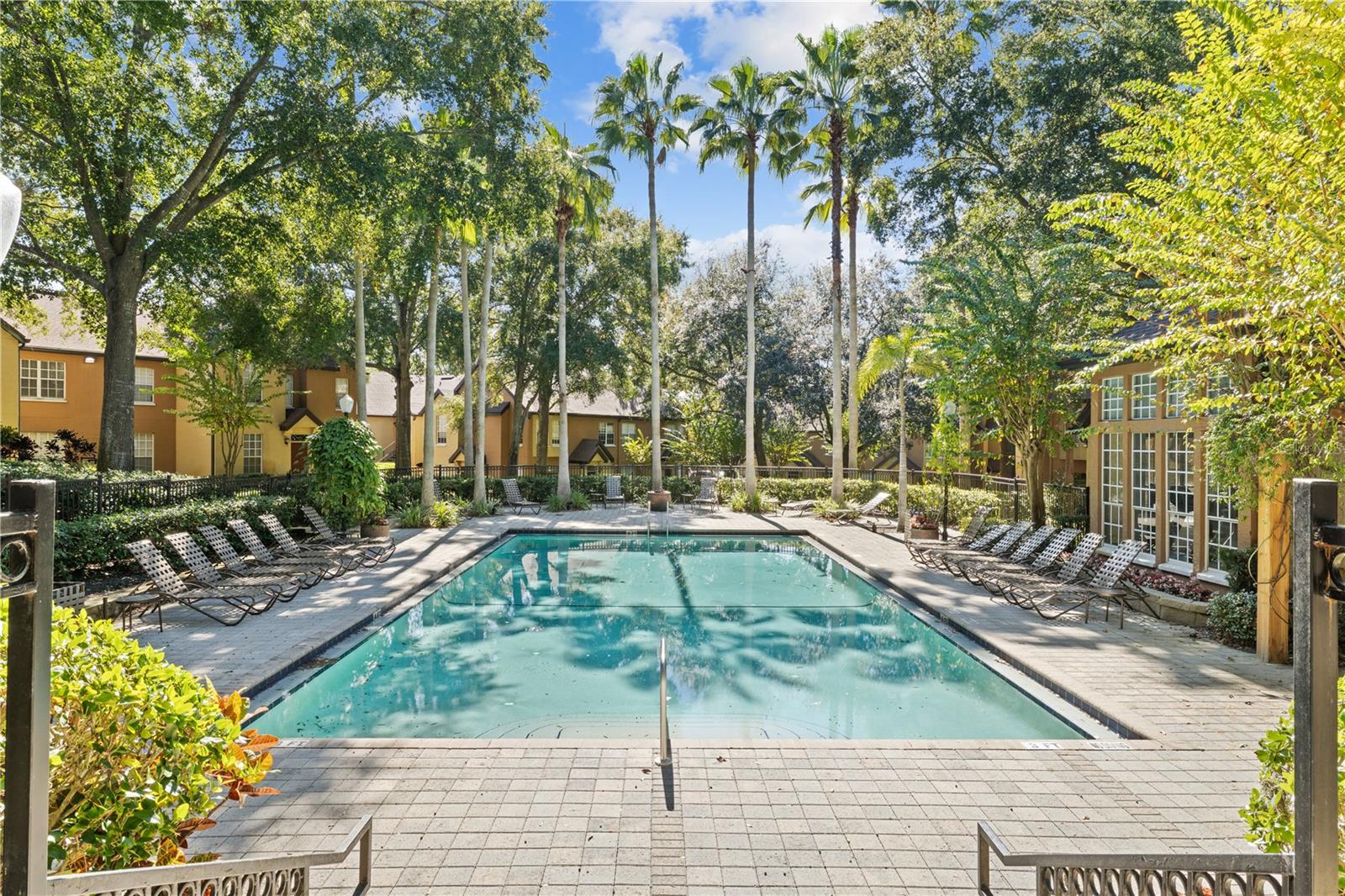 AZUR/METROWEST - Residential