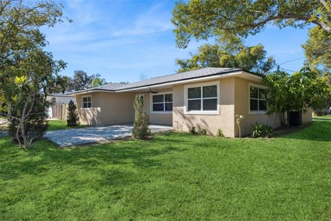 Photo of 1300 Saint Andrews Boulevard, Eustis, FL 32726 (MLS # O6356803)