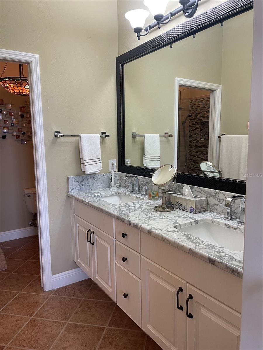 CALIENTE APTS CONDO - Residential