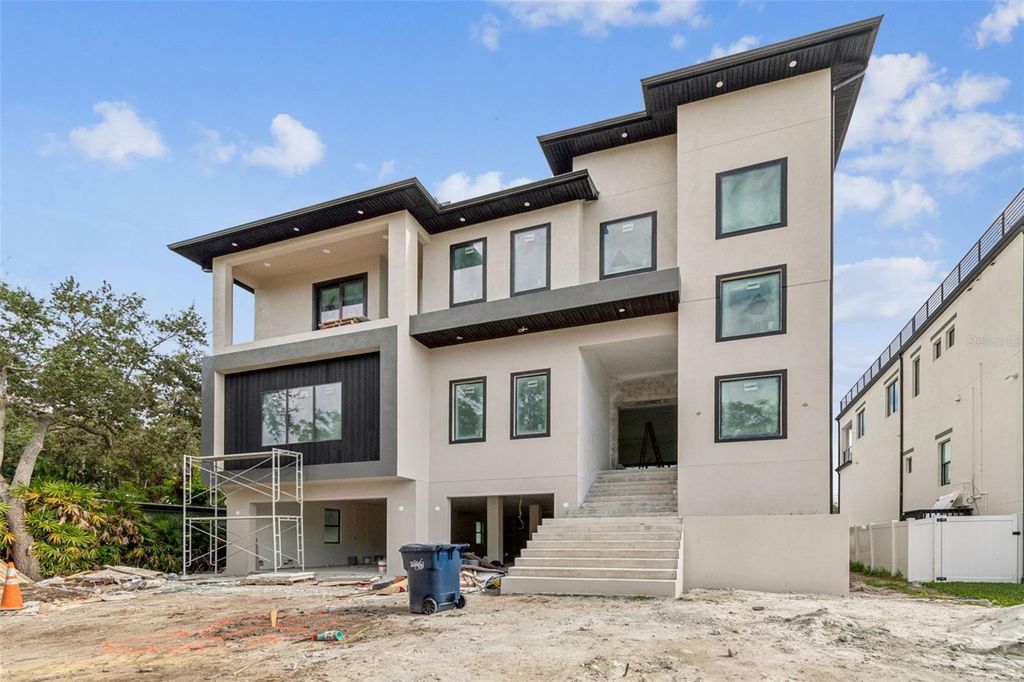 Photo of 211 S Occident Street, Tampa, FL 33609 (MLS # TB8470354)