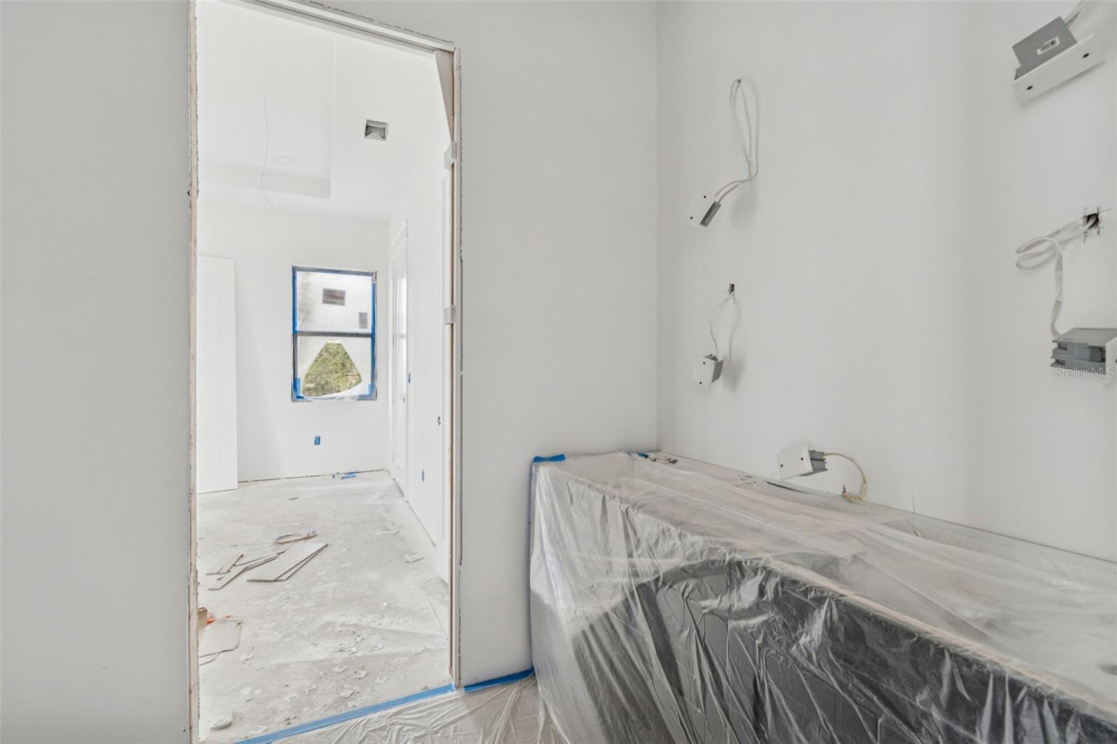 WEST SHORE CREST - Residential