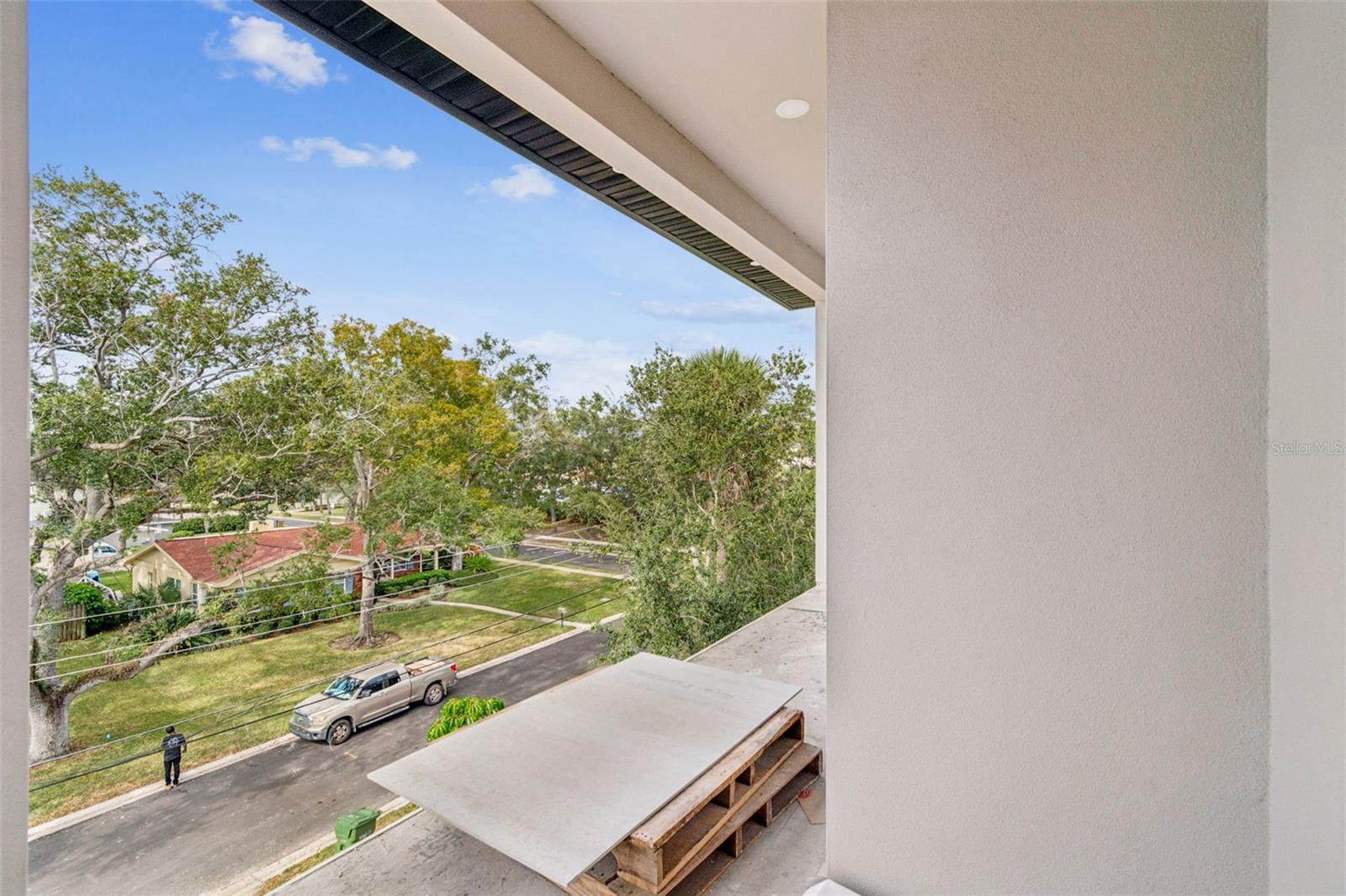 WEST SHORE CREST - Residential