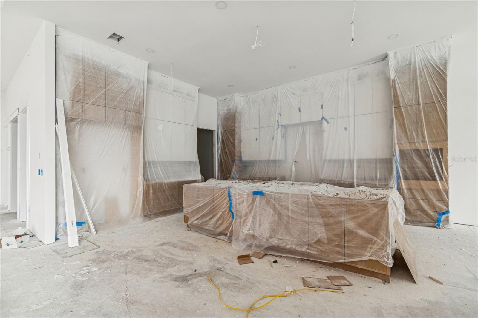 WEST SHORE CREST - Residential