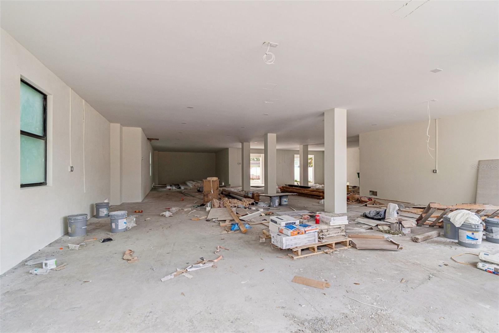 WEST SHORE CREST - Residential