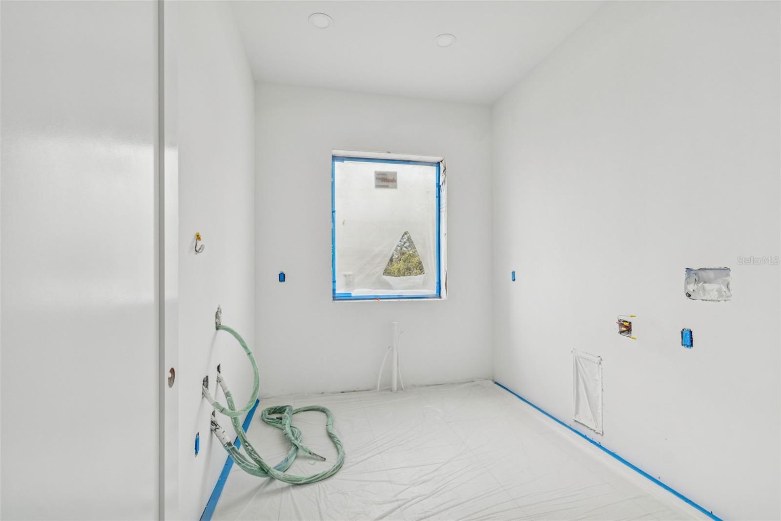 WEST SHORE CREST - Residential