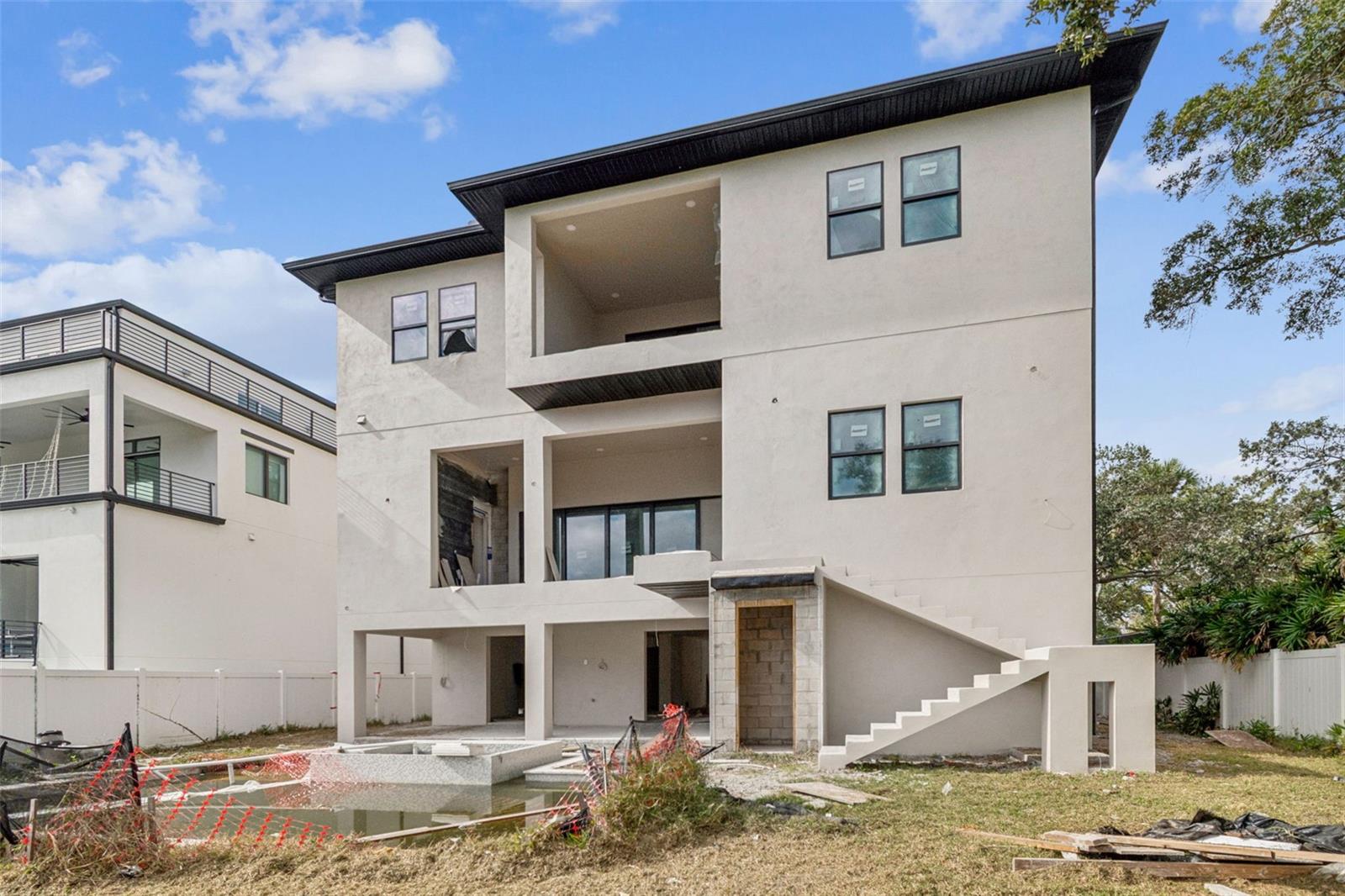 WEST SHORE CREST - Residential