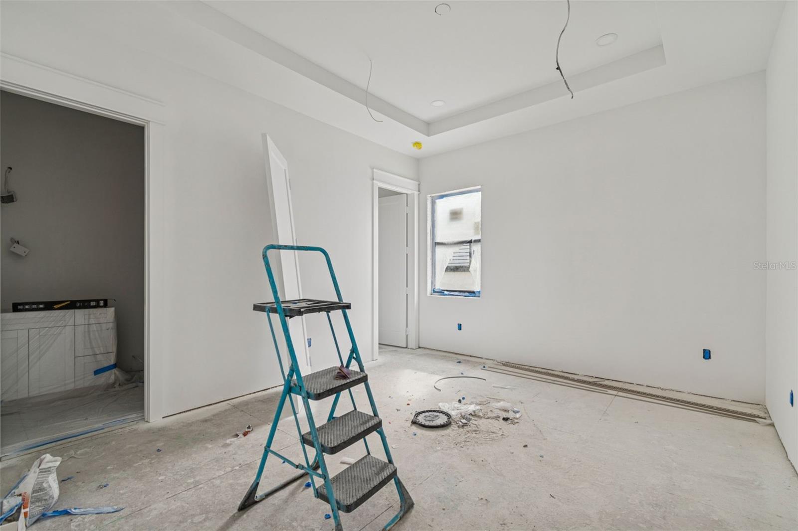 WEST SHORE CREST - Residential