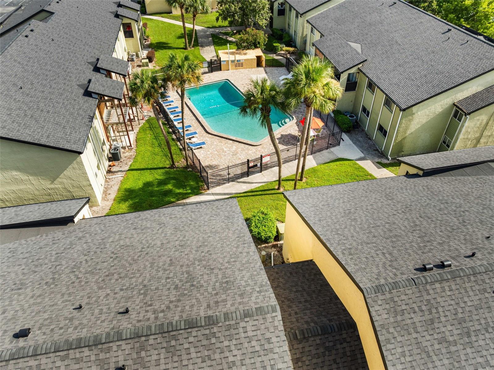 910 LAKE DESTINY ROAD B