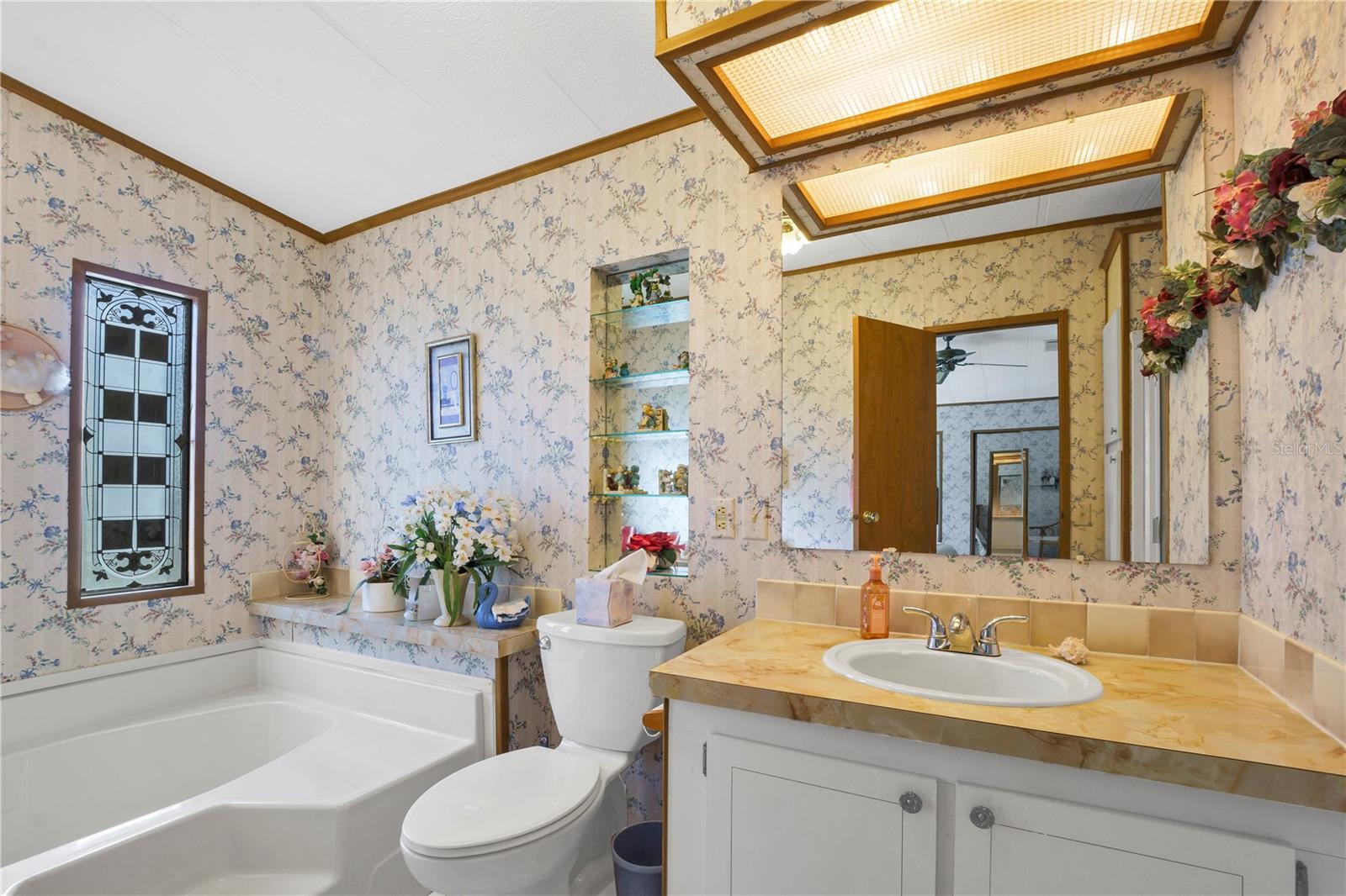 FOXWOOD LAKE ESTATES PH 01 - Residential