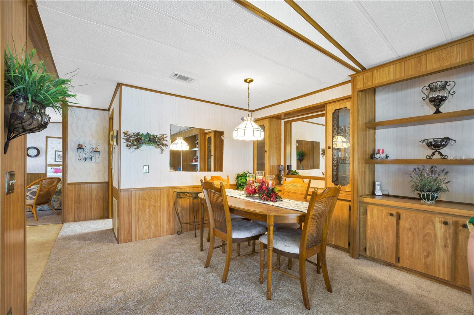 FOXWOOD LAKE ESTATES PH 01 - Residential