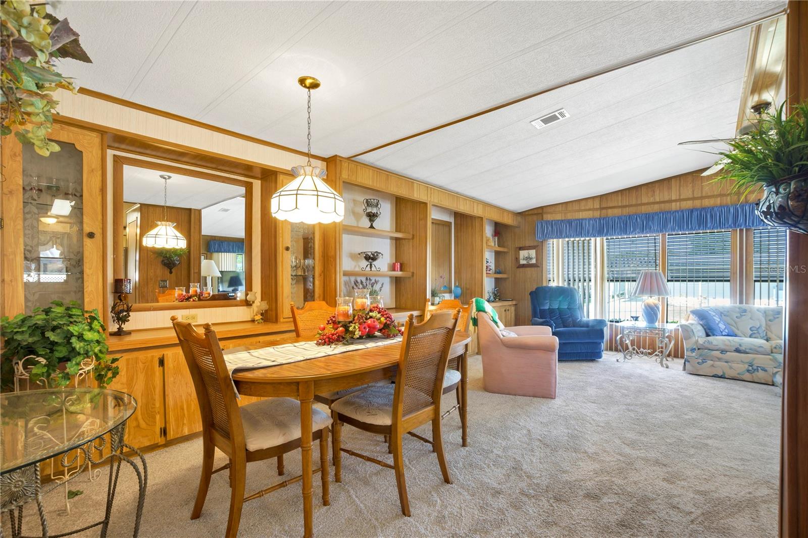 FOXWOOD LAKE ESTATES PH 01 - Residential