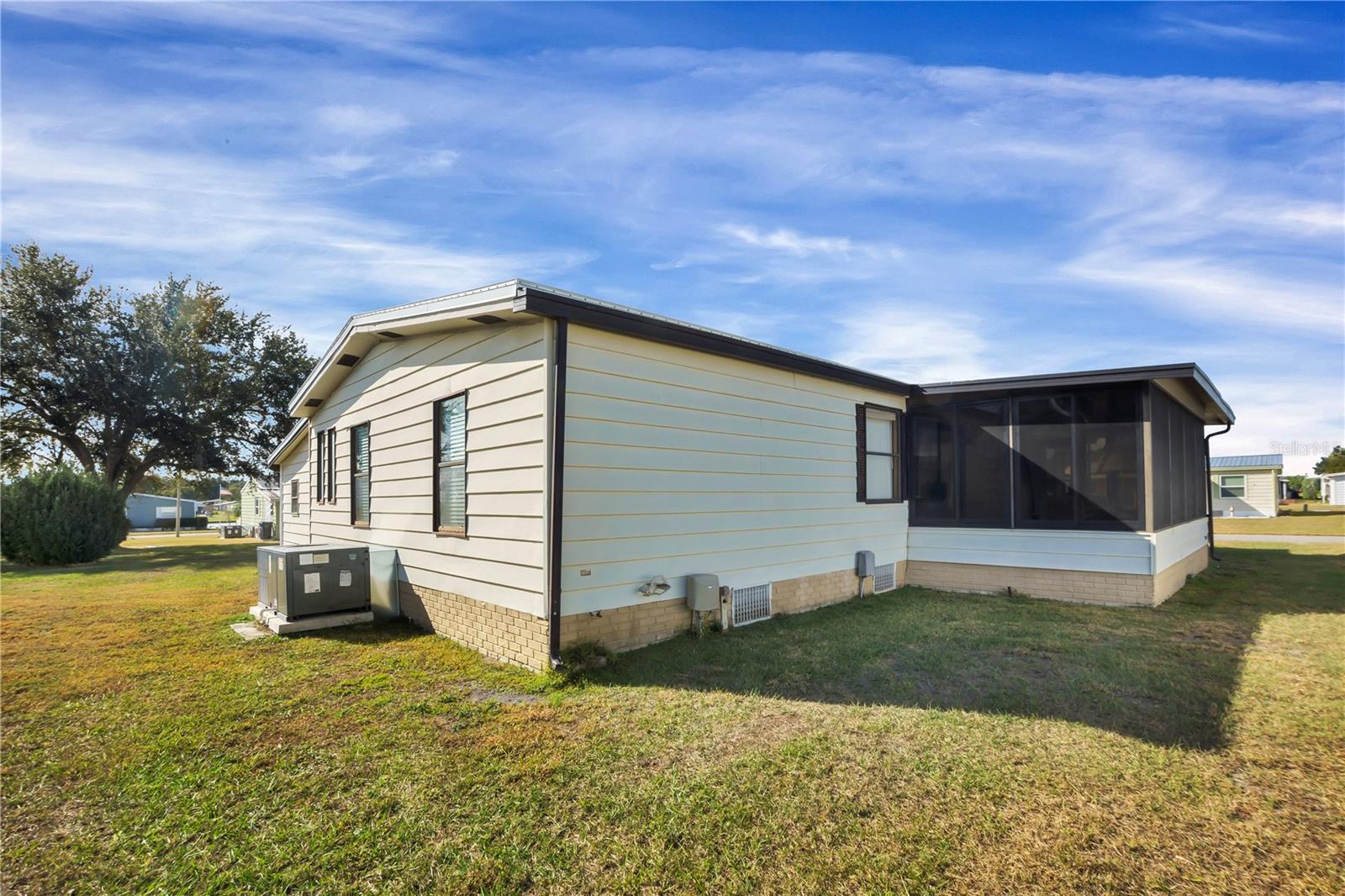 FOXWOOD LAKE ESTATES PH 01 - Residential