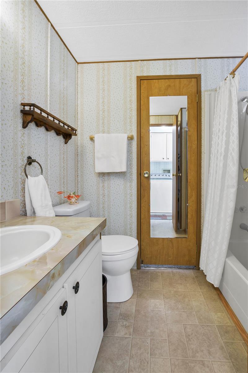 FOXWOOD LAKE ESTATES PH 01 - Residential