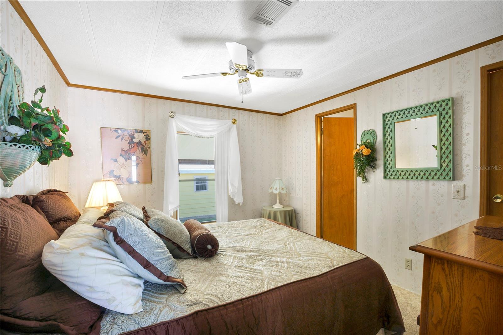 FOXWOOD LAKE ESTATES PH 01 - Residential