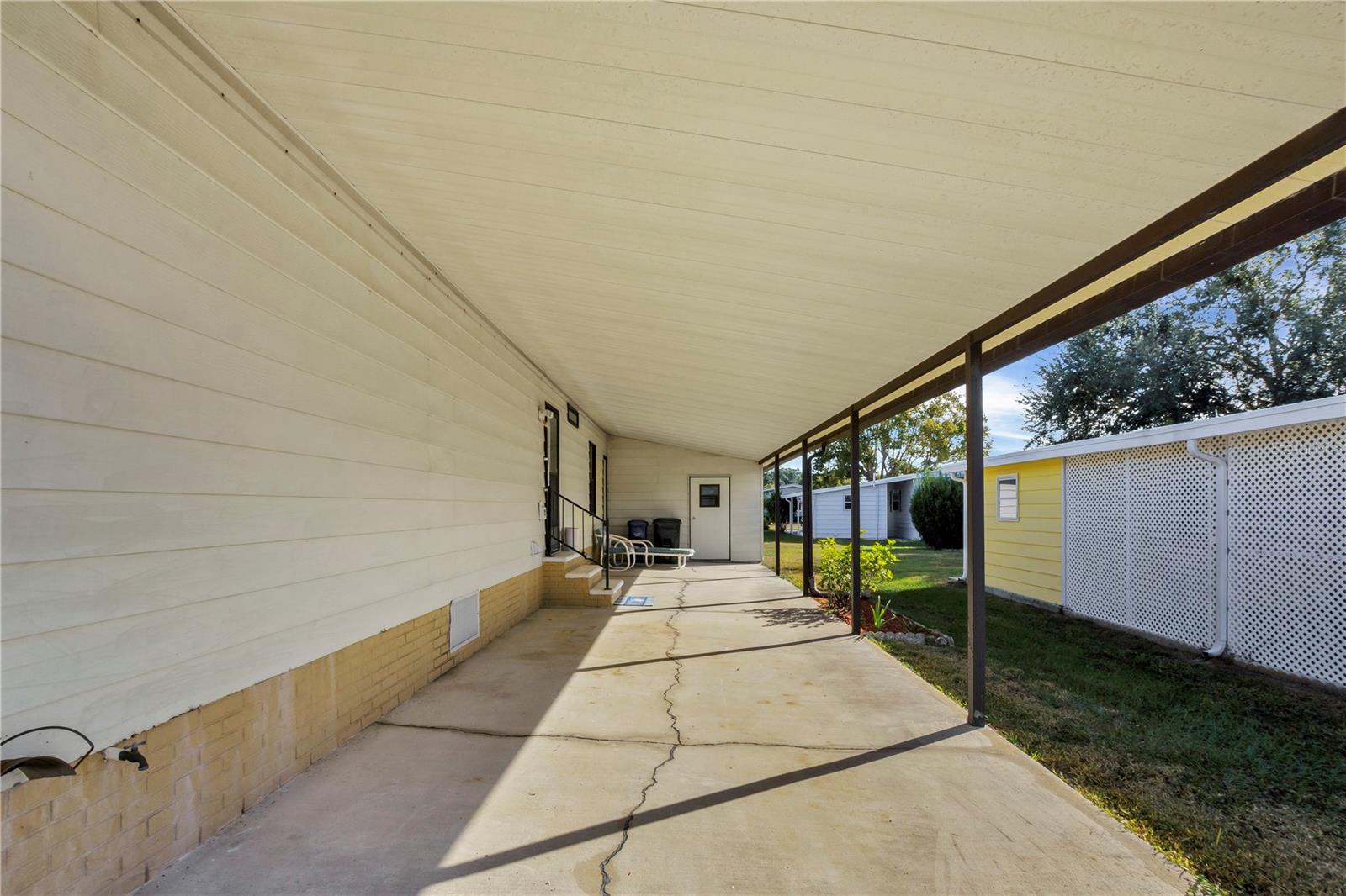 FOXWOOD LAKE ESTATES PH 01 - Residential