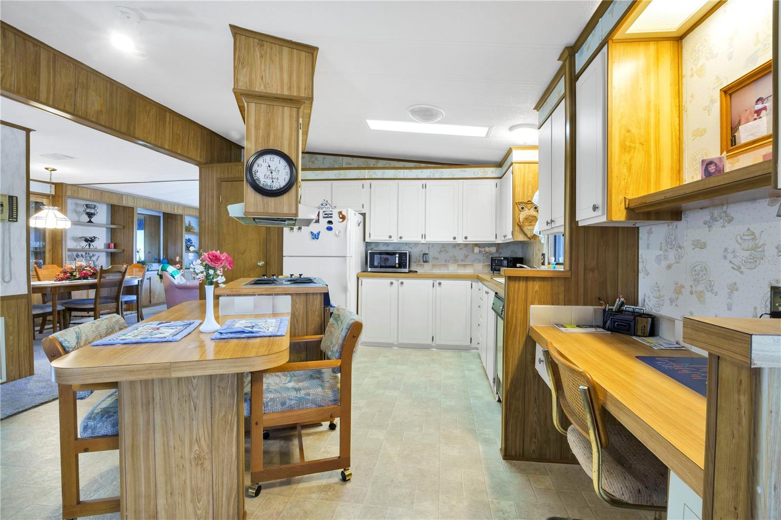 FOXWOOD LAKE ESTATES PH 01 - Residential