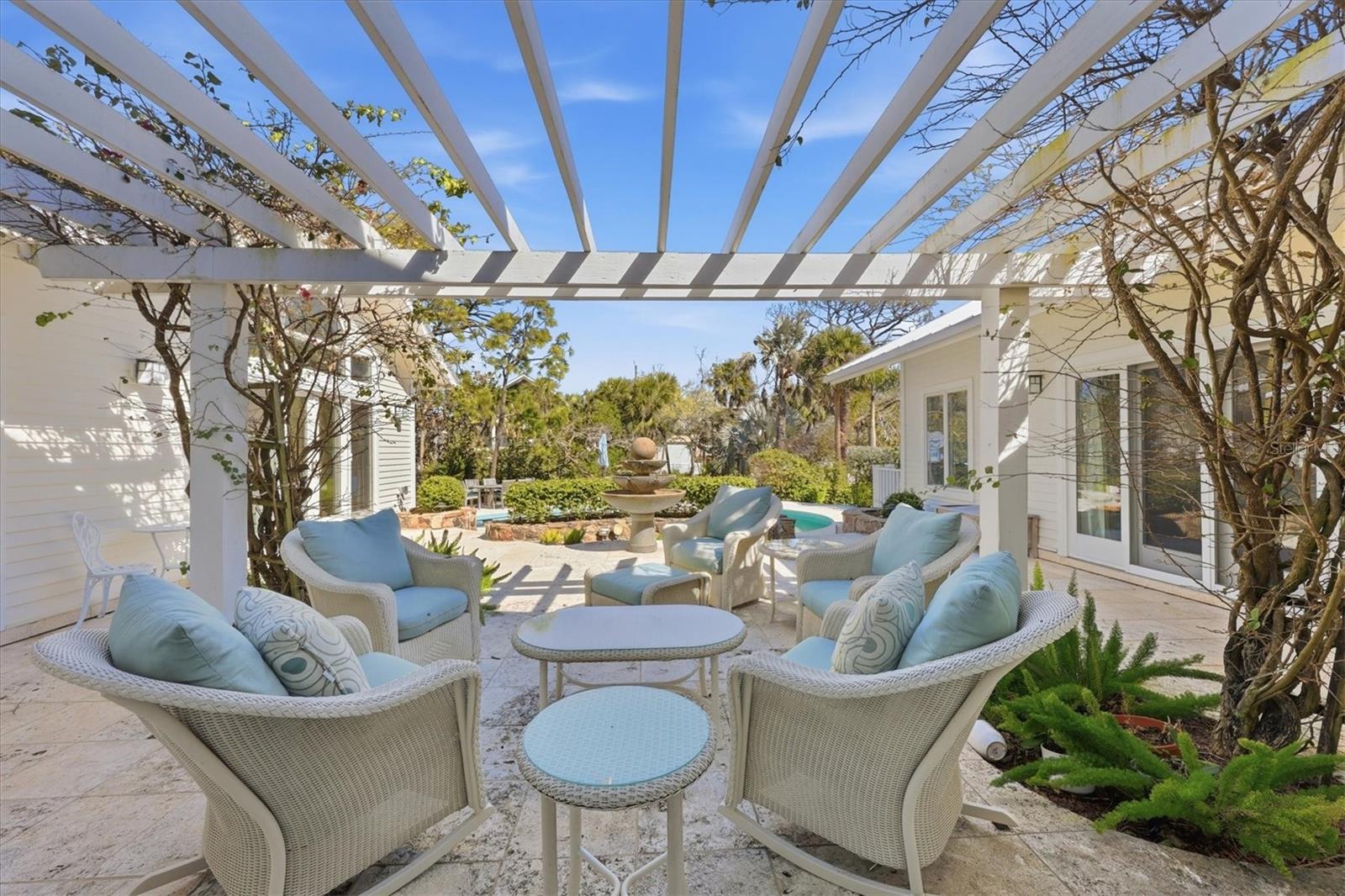 SIESTA HAMMOCK - Residential