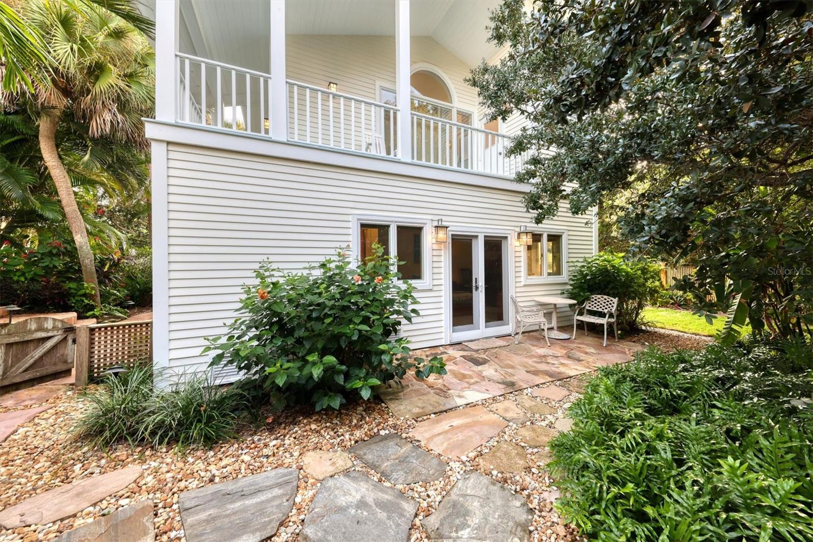 SIESTA HAMMOCK - Residential