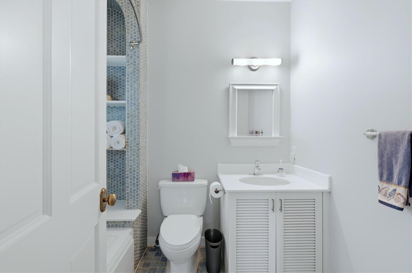 SIESTA HAMMOCK - Residential